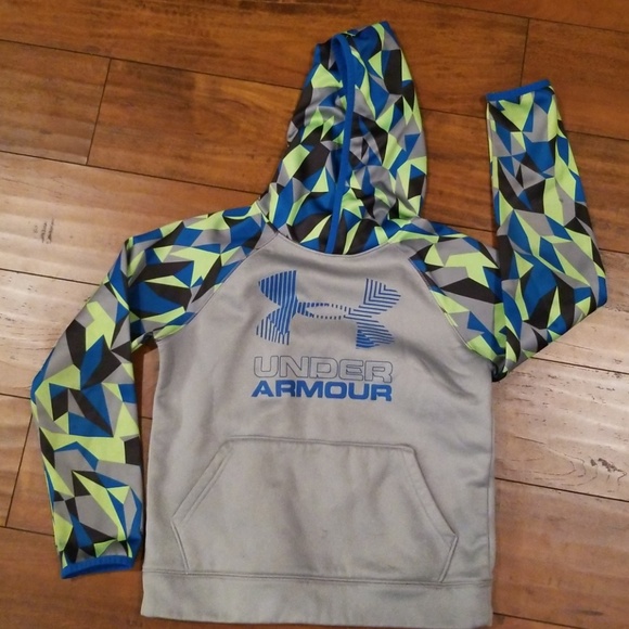 Under Armour Other - Boys under armour hoodie
